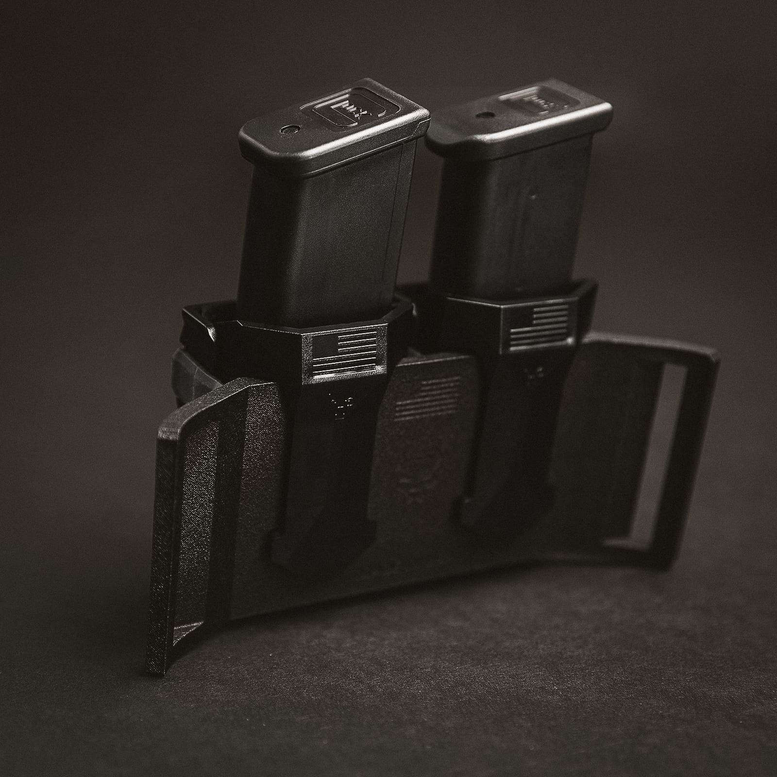 Universal Double Mag Holder image 1