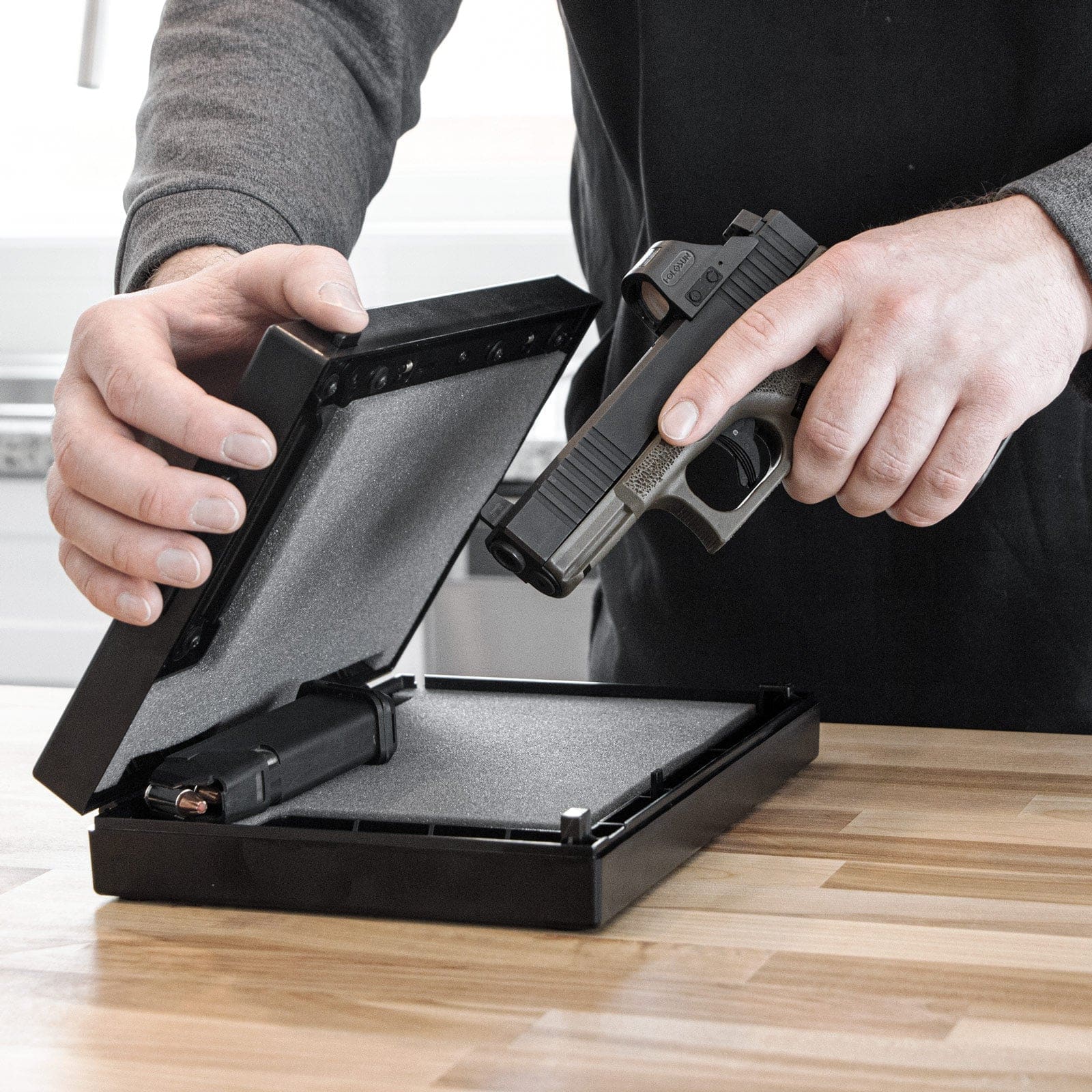 STOPBOX WARD image 4